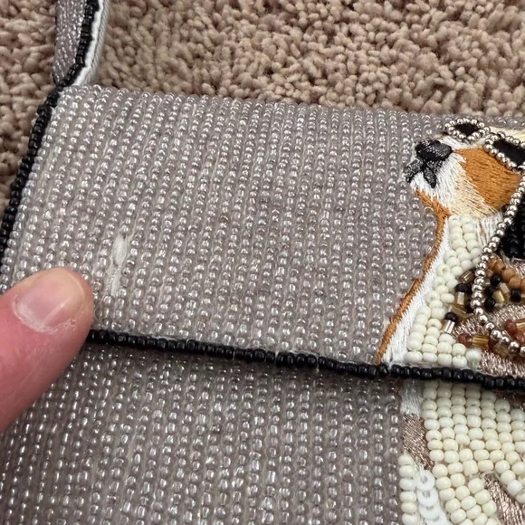 NWT new flaw Anthropologie Maeve Fiona beaded bag beagle dog gray embroidered - Picture 4 of 16